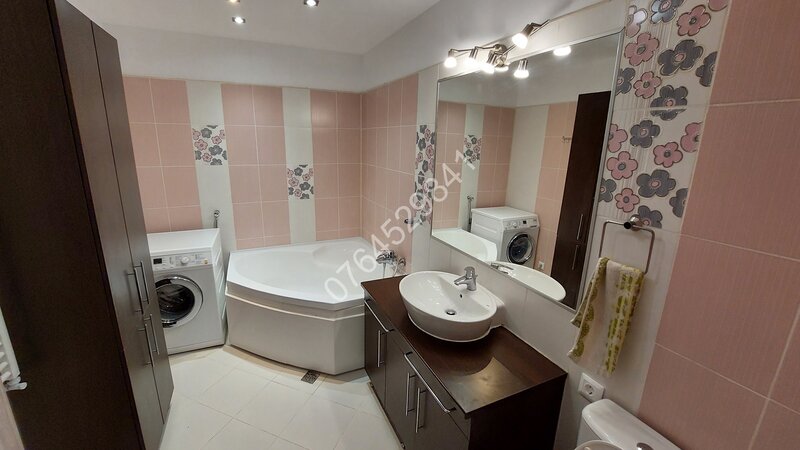 Confort Park Residence, Sos. Vitan-Barzesti 7D in spate la Rin Grand Hotel.